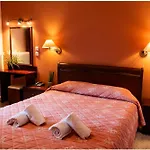 Hotel Milionis Forest 2*